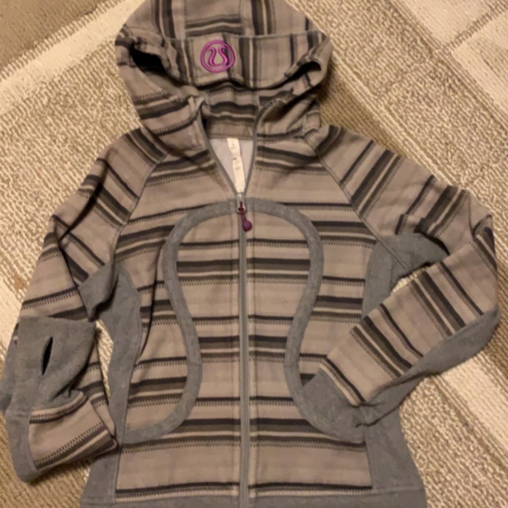 Lululemon zip up hoodie